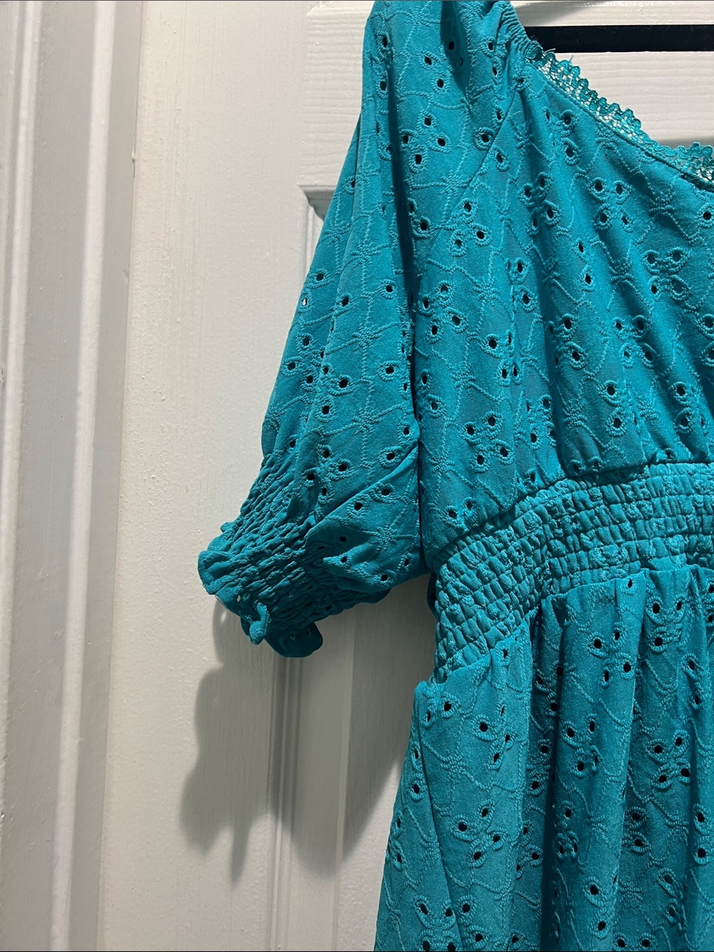 torrid Teal Eyelet Puff Sleeve Blouse NWT - Picture 10 of 10